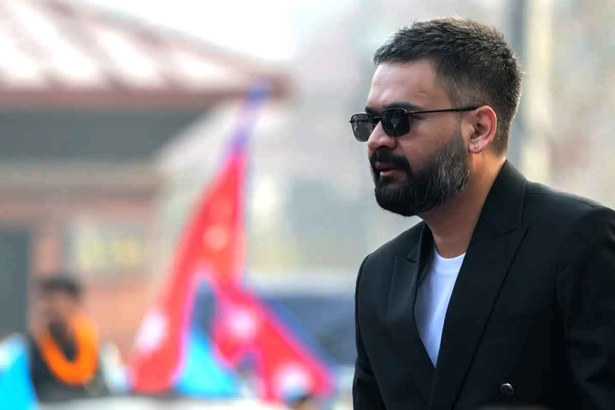 ক্ষমতায় এসেই নব্য প্রজন্মকে ‘ভুললেন’ জেন জি-র ‘পোস্টার বয়’! নেপালে বিক্ষোভের মুখে বলেন্দ্র শাহ