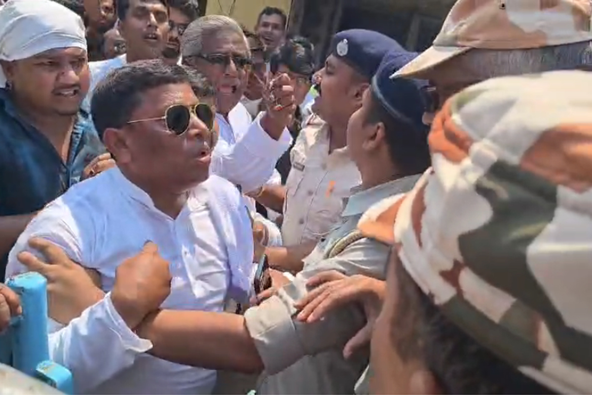‘জয় বাংলা’র পালটা ‘জয় শ্রীরাম’, পুলিশের সঙ্গে ধস্তাধস্তি, মনোনয়ন ঘিরে দিকে দিকে উত্তেজনা