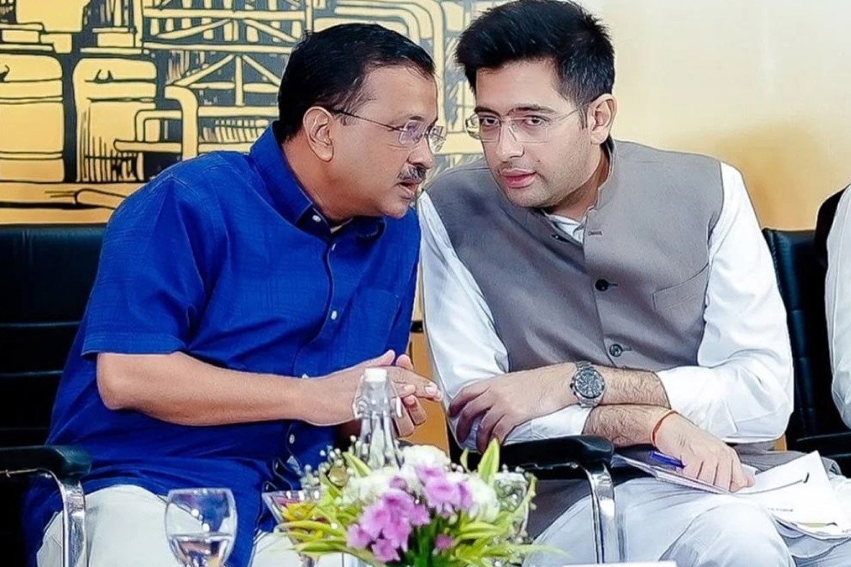 ‘গণতন্ত্র রক্ষা করুন’, রাঘব-সহ ৭ সাংসদের বিজেপি যোগ রুখতে সোজা রাষ্ট্রপতির দ্বারস্থ আপ