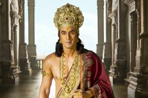 ‘রামায়ণ’-এর জন্য মাত্র ৭০০ কোটি! ‘বেচবই না’, ওটিটি চুক্তি ফিরিয়ে দর কষাকষি প্রযোজকের
