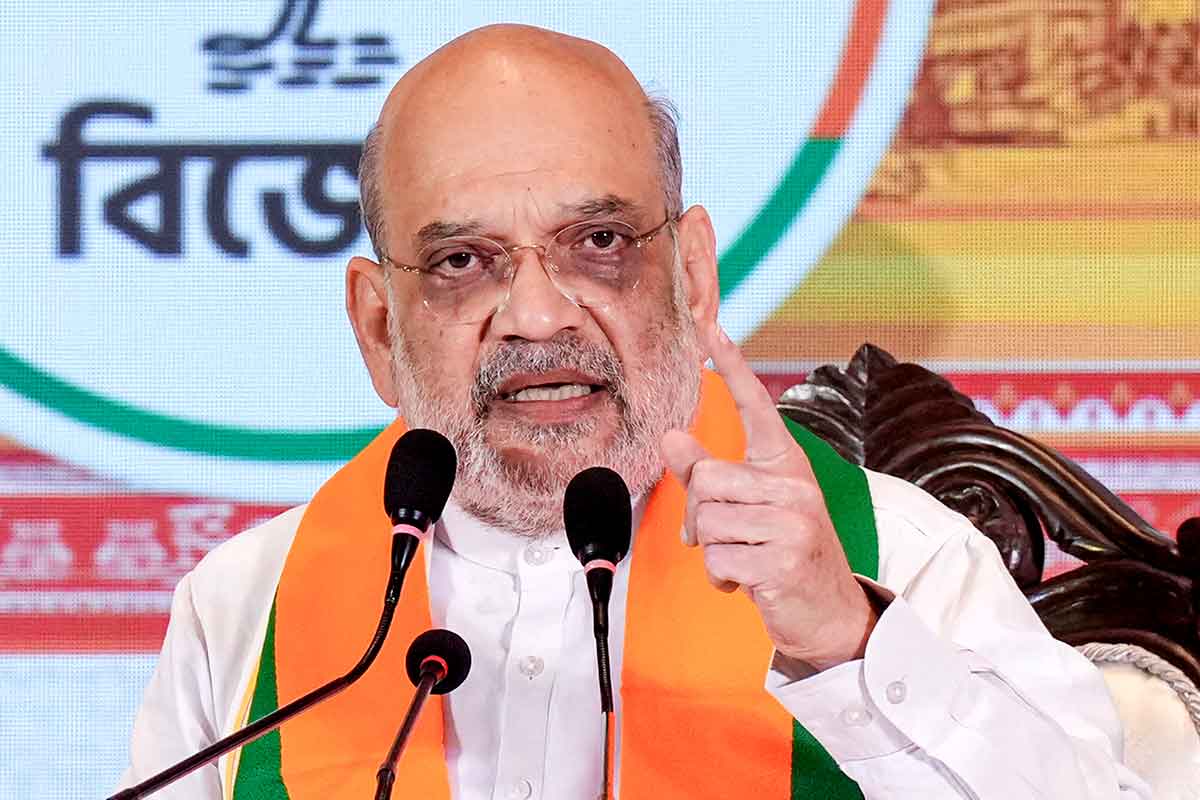 ‘ভারত ধর্মশালা নয়, অনুপ্রবেশকারীদের জেলে পাঠাব’, লালমাটির দেশে দাঁড়িয়ে হুঙ্কার শাহের