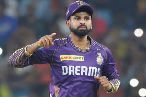 ‘কাজ করেনি’, শ্রেয়সকে কেকেআর থেকে ‘তাড়ানো’ নিয়ে বিস্ফোরক মন্তব্য পণ্ডিতের