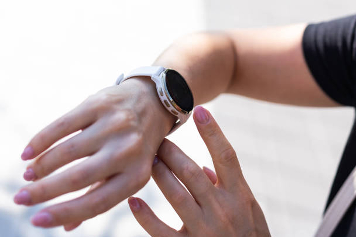 heatwave wearable tech health safety doctors explain