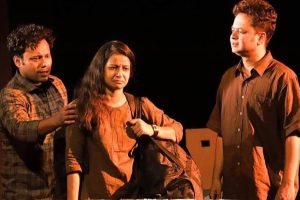 রাহুলের স্মৃতিতে ফের মঞ্চস্থ ‘যে জানলাগুলোর আকাশ ছিল’, প্রয়াত অভিনেতার ভূমিকায় কে?
