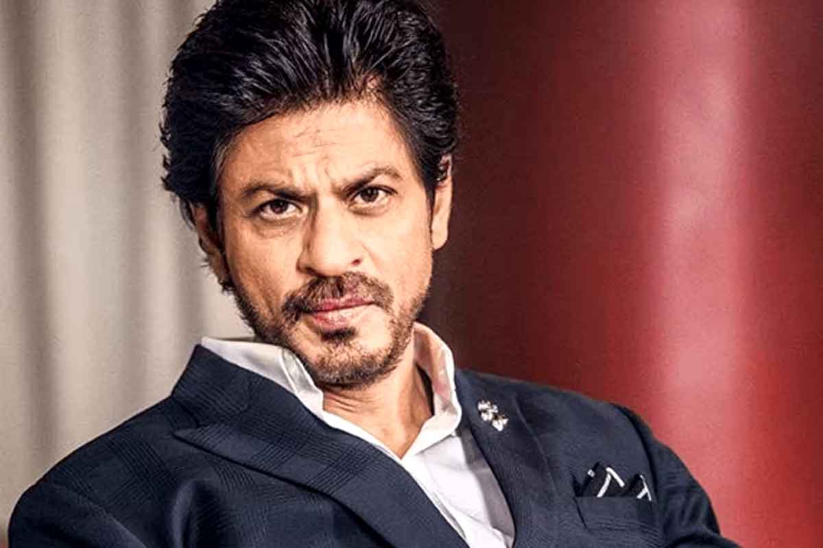 মাঝরাতে কবর খুঁড়ে প্রিয় পোষ্যকে বের করে আনলেন শাহরুখ, তারপর?