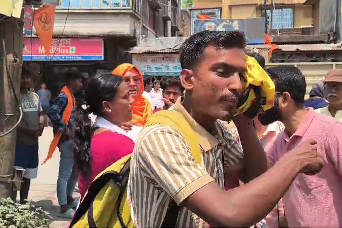 প্রচারে ঢুকে ‘জয় বাংলা’ স্লোগান তৃণমূল কর্মীর, মেরে মাথা ফাটিয়ে দিল বিজেপি
