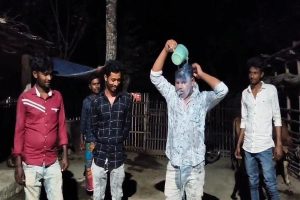 বাইকের তেলটুকুও ভরে দেয়নি! দুধে স্নান করে কংগ্রেস ছেড়ে তৃণমূলে যোগ যুবকের