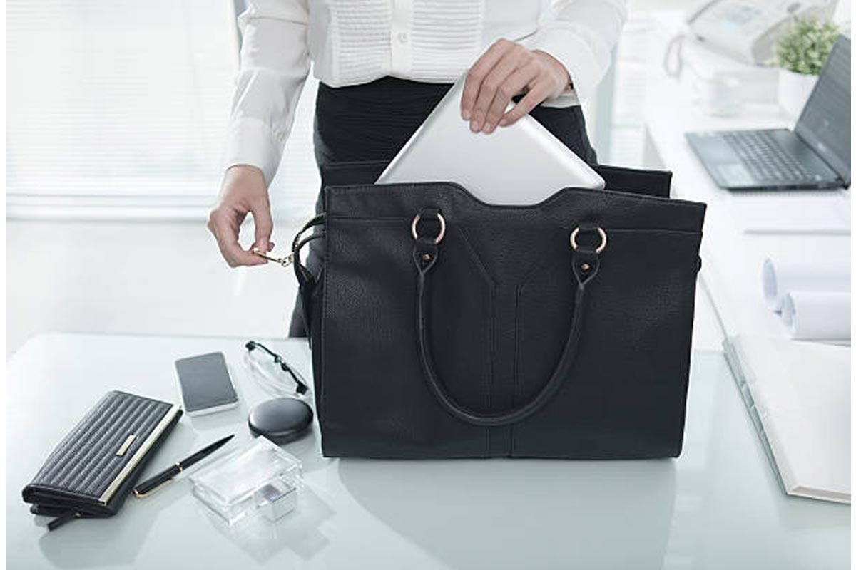 Vastu Tips: Remove these 5 items from your office bag today 