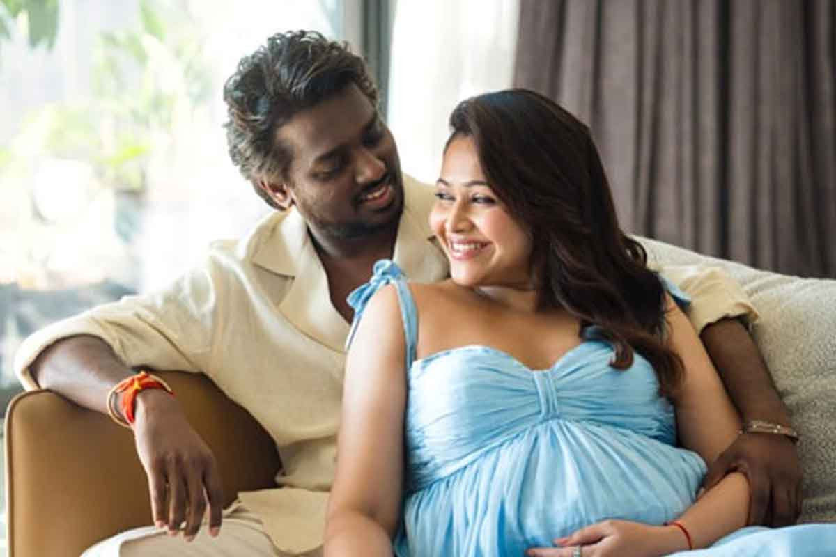 দীপিকার সুখবরের মাঝেই ছবির পরিচালকের কোলে দ্বিতীয় সন্তান, পুত্র না কন্যা হল অ্যাটলির?