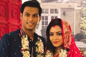 লাল শাড়ি সিঁথিতে চওড়া সিঁদুরে ‘রাঙা বউ’ রিমঝিম! ছবি ভাইরাল হতেই কী সাফাই অভিনেত্রীর?