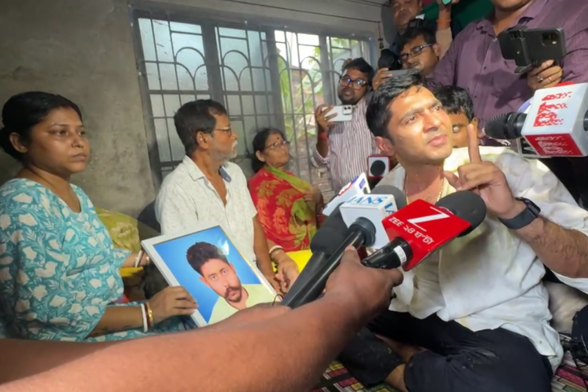 বিজেপিকে তোপ অভিষেকের