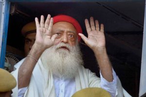 নাবালিকা ধর্ষণে আশারামের আজীবন কারাদণ্ড বহাল, যোধপুর জেলে আত্মসমর্পণ স্বঘোষিত ধর্মগুরুর