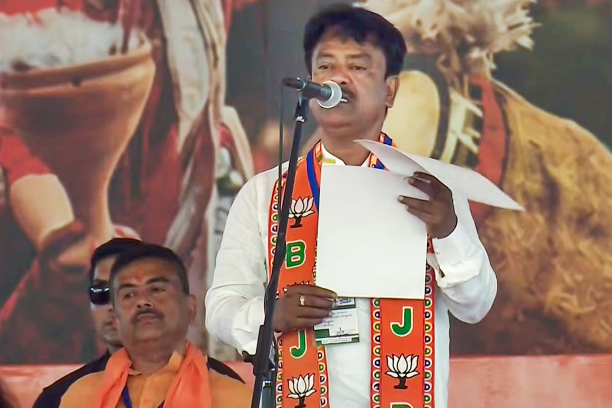 রাজ্যের মন্ত্রী খেতমজুরের ছেলে অশোক, মিলবে নাগরিকত্ব, আশায় বুক বাঁধছে মতুয়া সমাজ