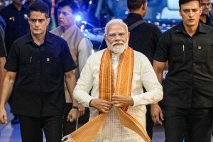 রবীন্দ্রজয়ন্তীতে নতুন মন্ত্রিসভার শপথ, বঙ্গজয়ের পরেই ষোলোআনা বাঙালি বিজেপি!