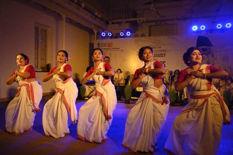 রবীন্দ্রগানে উপনিষদ, ভারতীয় জাদুঘরে লন্ডন ও কলকাতার শিল্পীদের নিয়ে ডাঃ আনন্দ গুপ্তের অনন্য রবীন্দ্র-স্মরণ