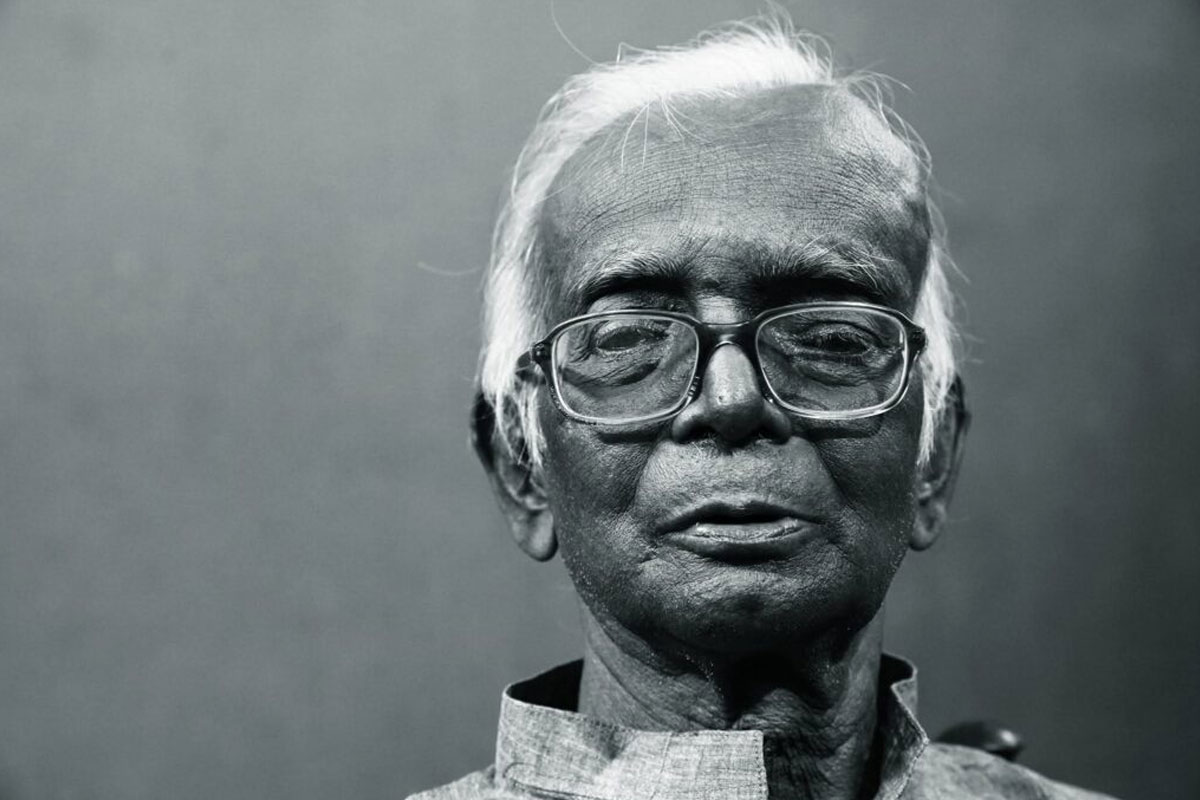 কালক্রমে না ফেরার দেশে, প্রয়াত সাবঅল্টার্ন বাংলা কবিতার সম্রাট দেবদাস আচার্য