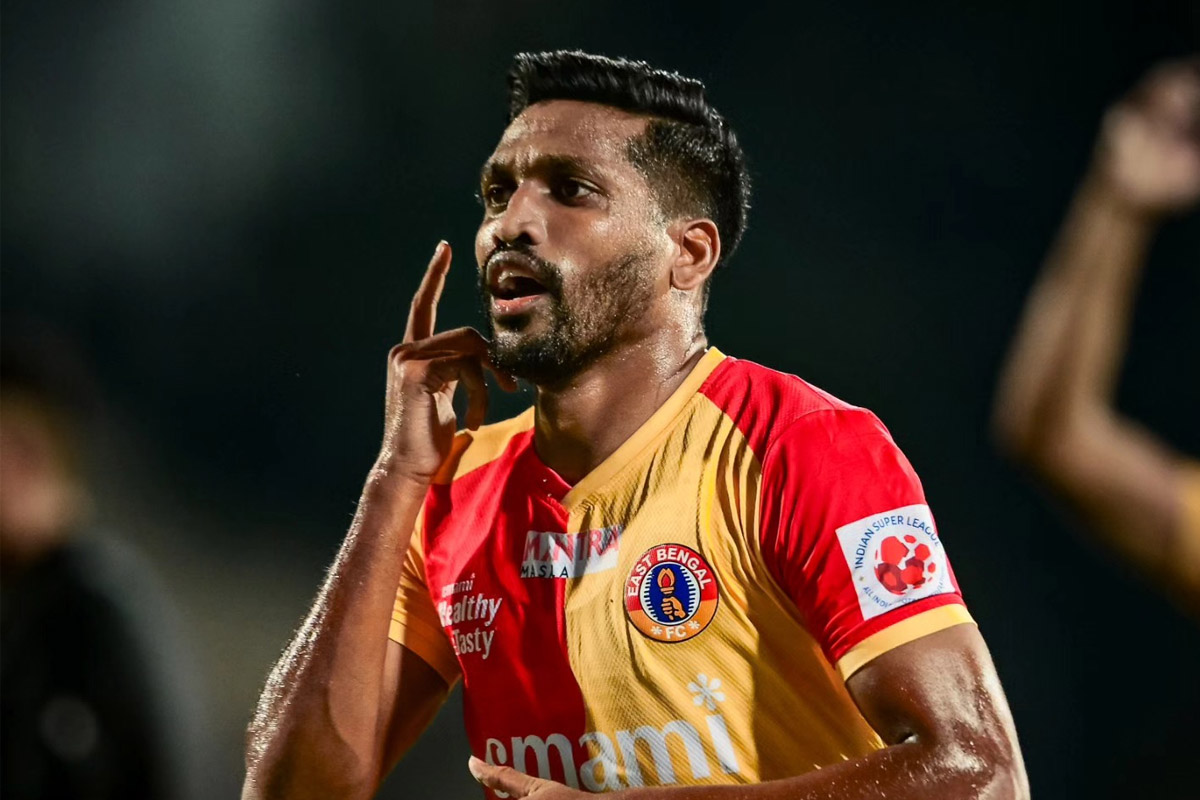 পিছিয়ে পড়েও দুর্দান্ত জয়, শীর্ষস্থান দখল করে লিগজয়ের স্বপ্ন ইস্টবেঙ্গলের