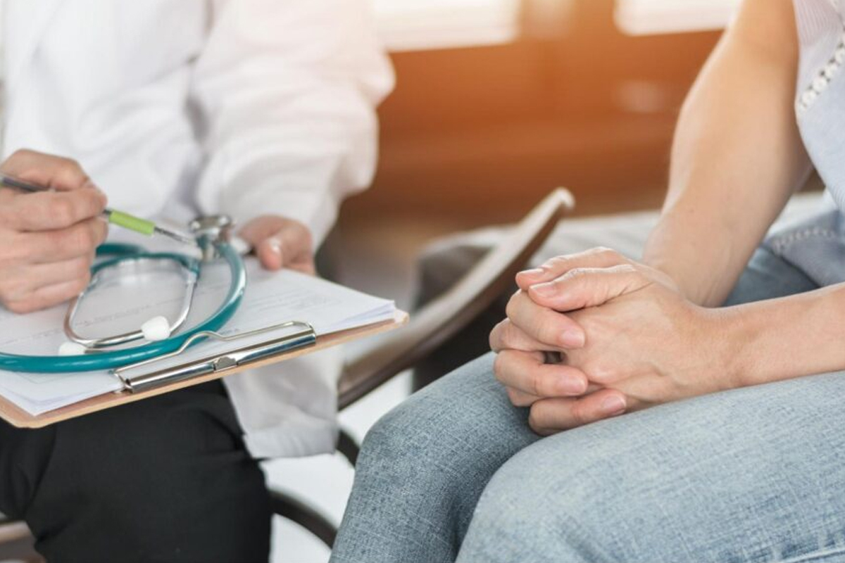 period pain endometriosis warning sign detected through menstrual blood