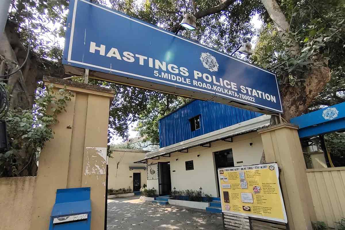 হেস্টিংসে বাতিস্তম্ভের আলো ভেঙে মৃত্যু শিশুর, পরিবারকে ৪ লক্ষের আর্থিক সাহায্য শুভেন্দু সরকারের