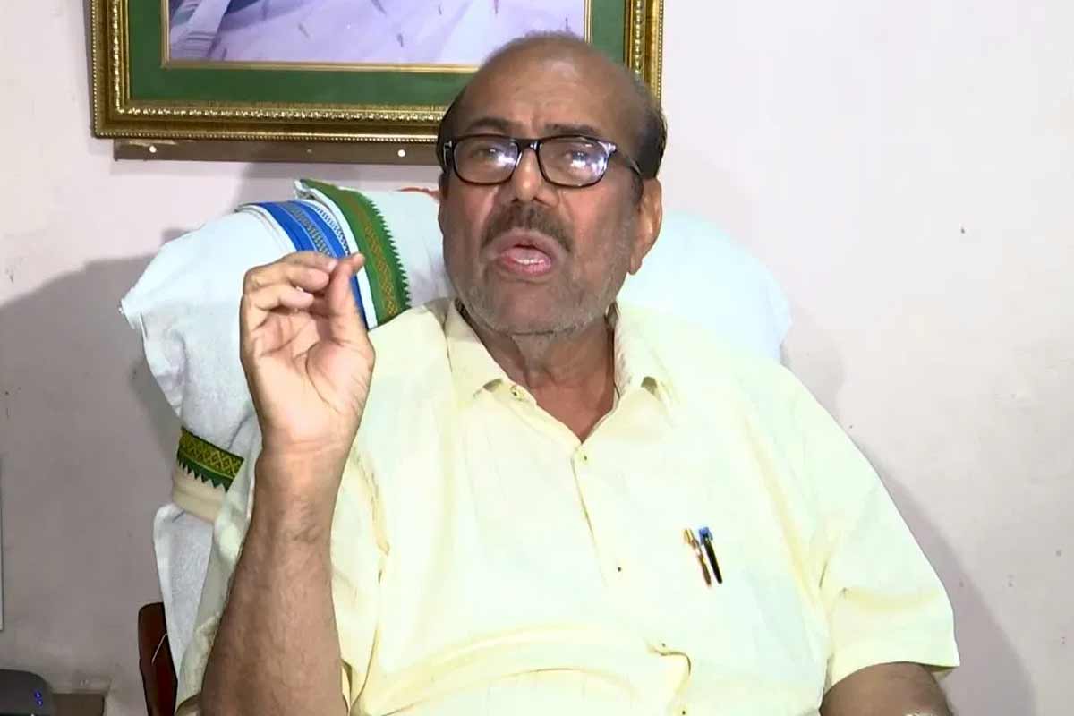 ছাব্বিশের ভোটের ফলের পর তিলজলায় অশান্তি! আদালতে আত্মসমর্পণ জাভেদ খানের
