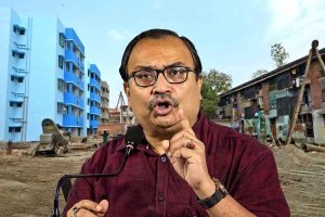 ‘মানুষের উপকার করা অপরাধ নয়’, ঘর তৈরি নিয়ে বিক্ষোভের মুখে ছবি পোস্ট কুণালের