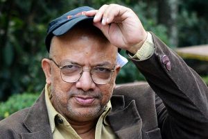 ‘আমি তৃণমূলপন্থী নই, হাতেপায়ে ধরে দাঁড় করিয়েছিল’, এবার ডিগবাজি কবীর সুমনের?