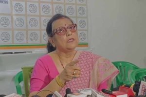 তৃণমূলের জেলা সভাপতির পদ ছাড়লেন কাকলি, নাম না করে বিঁধলেন আইপ্যাককে