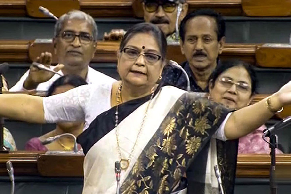 ‘চার দশকের আনুগত্যের পুরস্কার’, লোকসভায় দলের পদ খুইয়েই বিস্ফোরক কাকলি