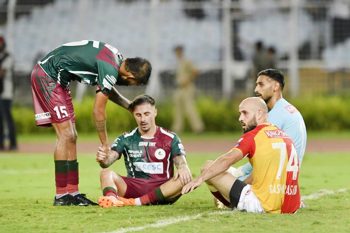 ISL 2026: Subhasish consoles Maclaren. East Bengal's Rashid is also in the same frame