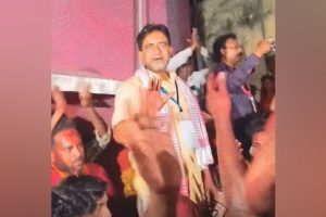 ‘সেই রানাই আছি, মাতামাতি দরকার নেই’, এলাকায় শান্তি বজায়ের বার্তা ডোমকলের মুস্তাফিজুরের