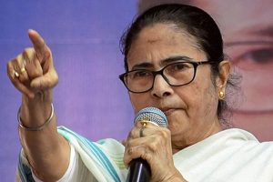 ‘পরিকল্পিতভাবে লোডশেডিং, সিসিটিভি বন্ধ’, গণনার আগে কর্মীদের রাত জেগে পাহারা দেওয়ার নির্দেশ মমতার