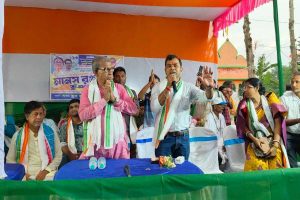 একুশের ভোটের পর সন্ত্রাস! সবংয়ে গ্রেপ্তার মানস ভুঁইয়া ‘ঘনিষ্ঠ’ তৃণমূল নেতা