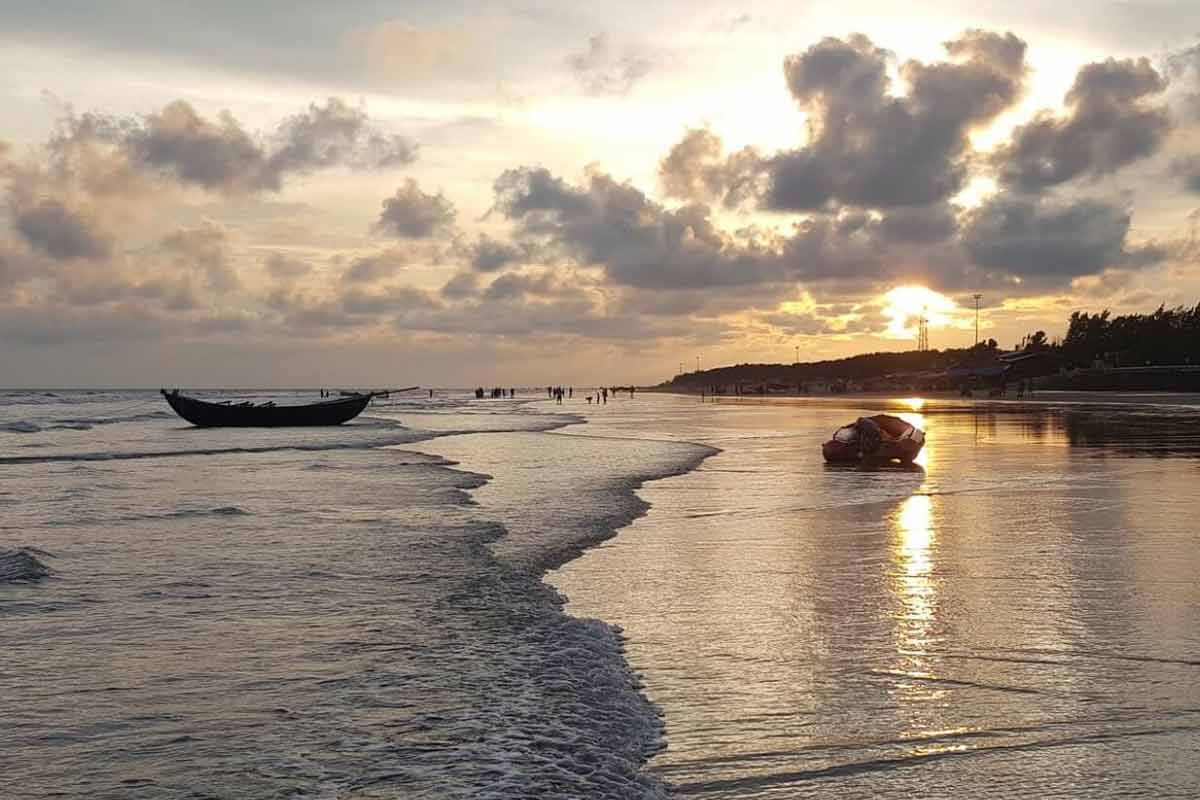 মন্দারমণির সৈকতে ‘বিষধর ত্রাস’, নোনা জলে দেখে পা না ফেললেই সর্বনাশ!