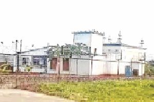 বিমানবন্দর লাগোয়া মসজিদ স্থানান্তরের উদ্যোগ, রাজ্যের প্রস্তাবে এখনও দ্বিধায় কমিটি