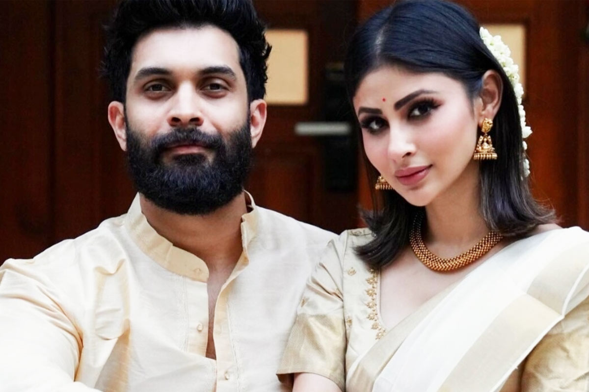 ডিভোর্স ঘোষণা করেও স্বামীকে আগলে মৌনী! তবুও ফিরে দেখলেন না ‘অভিমানী’ সূরজ