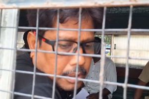 শ্রমিকদের থেকে লাগামহীন তোলাবাজি! নদিয়ায় গ্রেপ্তার প্রাক্তন পঞ্চায়েত প্রধান