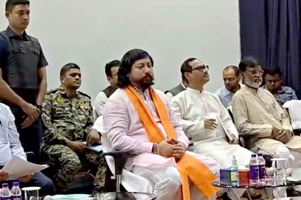 নিশীথের প্রশাসনিক বৈঠকে কথা বলার সুযোগ পেলেন ১৩ তৃণমূল বিধায়ক, বাড়ালেন সহযোগিতার হাত