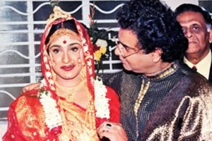 ‘বিয়ের দিন আমাকে নিজের হাতে সাজিয়ে দিয়েছিল…’, মৃত্যুবার্ষিকীতে ঋতু-স্মরণে ঋতুপর্ণা