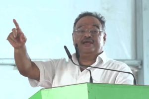 ‘তোমাকে খুব মিস করছি, একটু তো এসো’, কার উদ্দেশে বললেন শমীক?