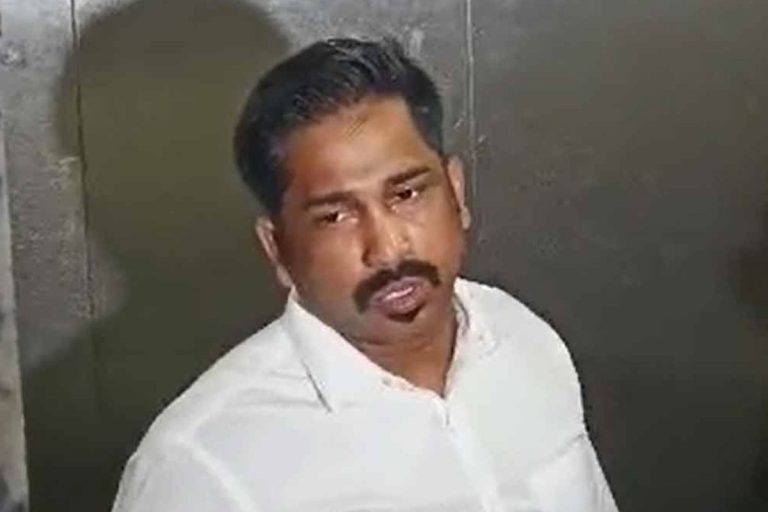 জমি দখলে ইডির রাডারে শান্তনু ঘনিষ্ঠ একাধিক পুলিশকর্তা, তলব সোনা পাপ্পুর পরিবারের সদস্যদের