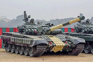 চিন-পাকিস্তানের দিকে নজর, সেনার পুরনো টি-৭২ ট্যাঙ্ক এবার আরও শক্তিশালী!