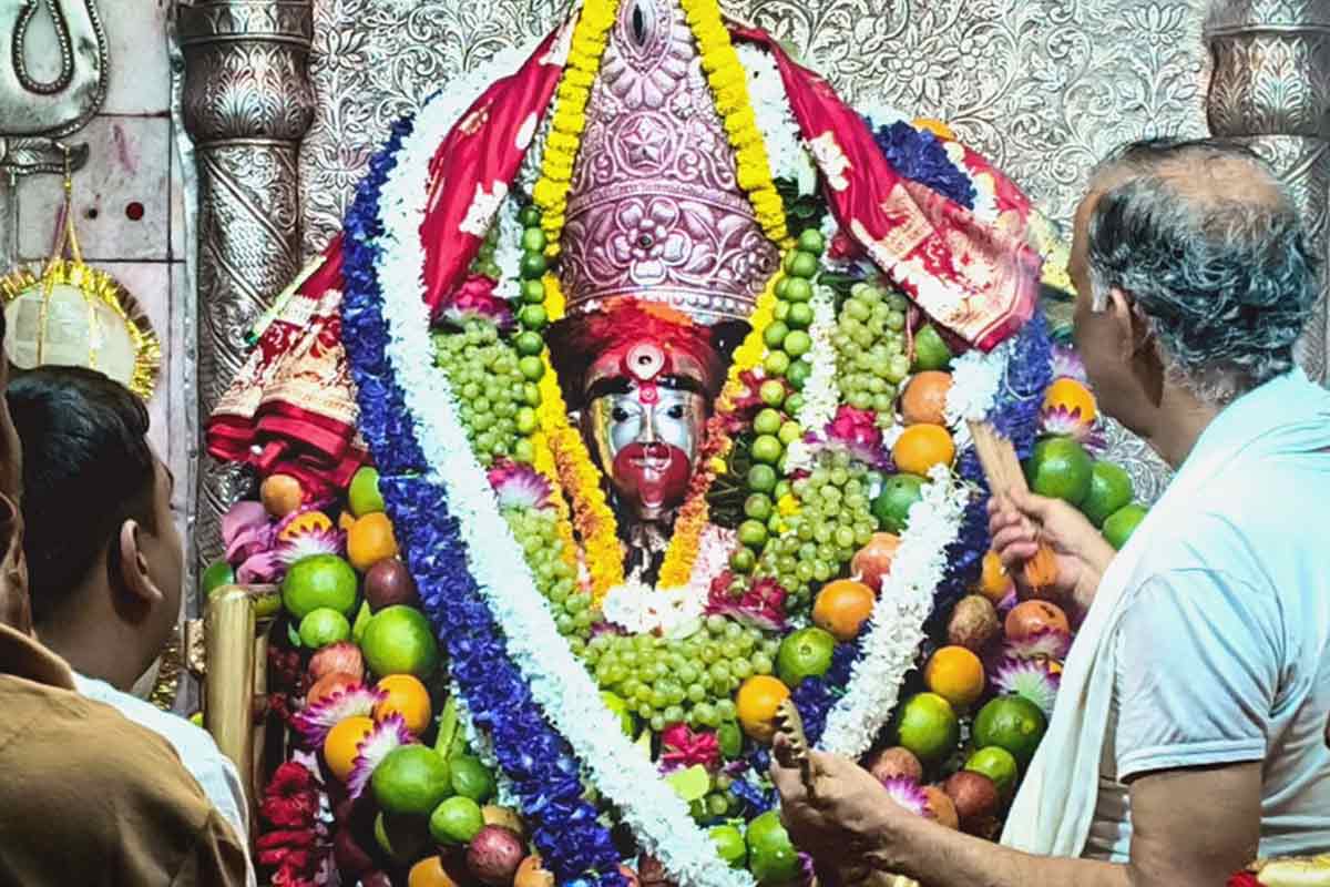 ফল দিয়ে আরাধনা, বিশেষ ভোগ, ফলহারিণী অমাবস্যায় তারাপীঠে ভক্তের ঢল