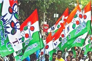 দলবিরোধী মন্তব্যের খেসারত! কোহিনূর, ঋজু-সহ তিনজনকে সাসপেন্ড করল তৃণমূল