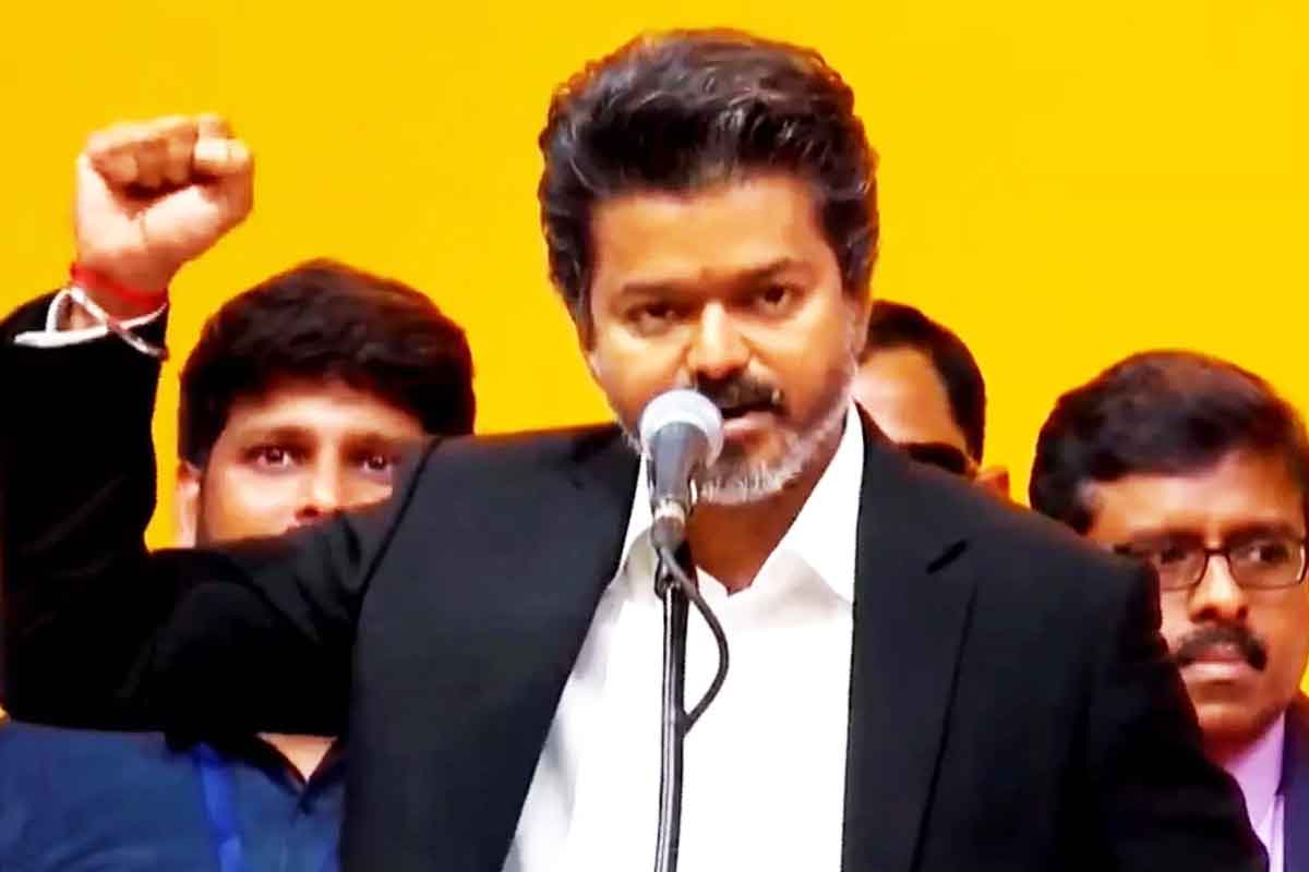 ‘আমি সাধারণ মানুষ’, প্রথম বার্তা মুখ্যমন্ত্রী বিজয়ের, ঘোষণা বিনামূল্যে বিদ্যুৎ থেকে নারী সুরক্ষা বাহিনীর