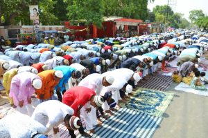 বকরি ইদে গো-হত্যা নয়, হোক নমাজ পাঠ, বিজ্ঞপ্তি জারি ইসলামিক সেন্টারের