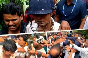 অভিষেককে লক্ষ্য করে ডিম-জুতো, ব্যাপক অশান্তি সোনারপুরে!