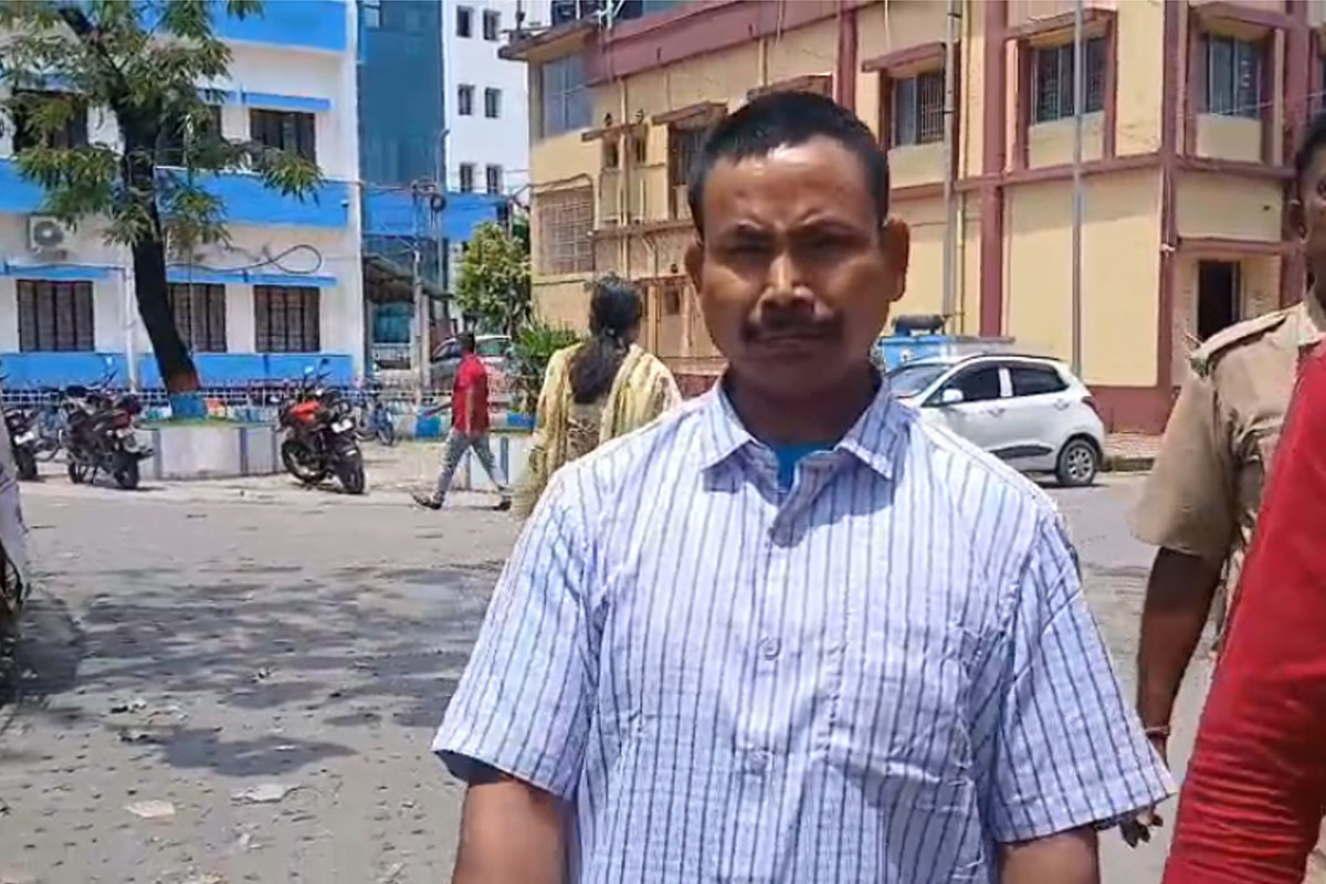 মদ্যপ অবস্থায় বাবাকে কুপিয়ে খুন, ছেলেকে যাবজ্জীবন কারাদণ্ড দিল আলিপুরদুয়ার আদালত