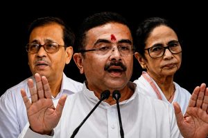 ‘অনিলায়নে’র পর ‘তৃণমূলায়ন’ দেখেছে বাংলা! এবার শিক্ষাঙ্গণকে রাজনীতিমুক্ত করতে বড় সিদ্ধান্ত রাজ্যের