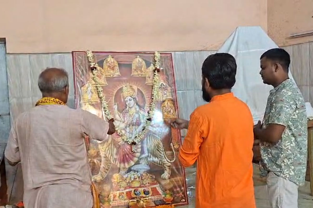 পালাবদল হতেই খুলল ১৫ বছর ধরে বন্ধ থাকা দুর্গা মন্দির, পুজো দিয়ে উচ্ছ্বসিত বাসিন্দারা