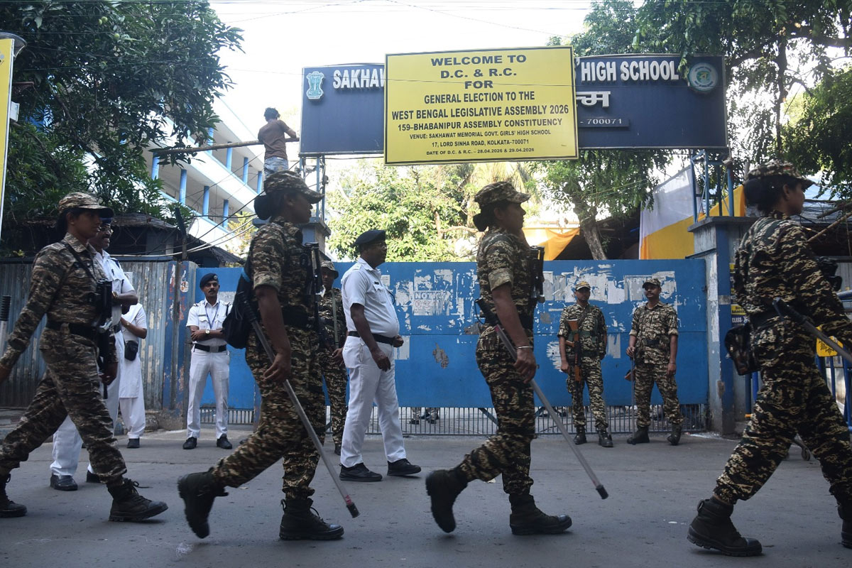 Central Army soldiers patrolling in front of the Shakhawat Memorial. Suvendu Adhikari visited the place after Mamata Banerjee.